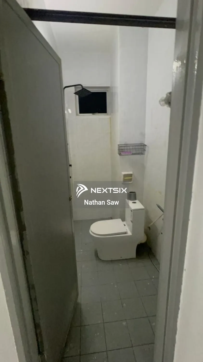 Apartment For Sale in Jelutong Penang - Image 8