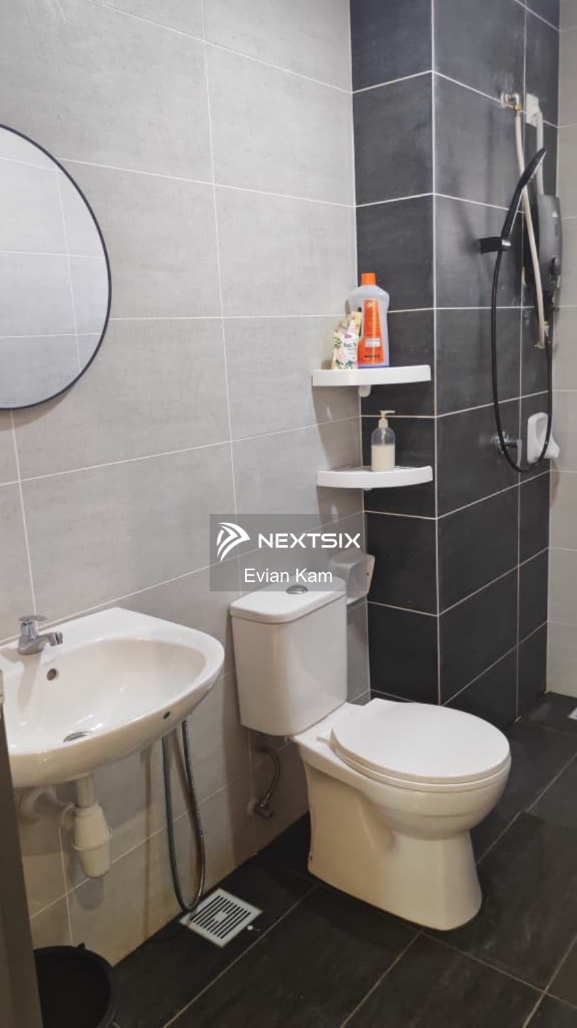 Serviced Residence For Rent in Setia Alam Selangor - Image 9