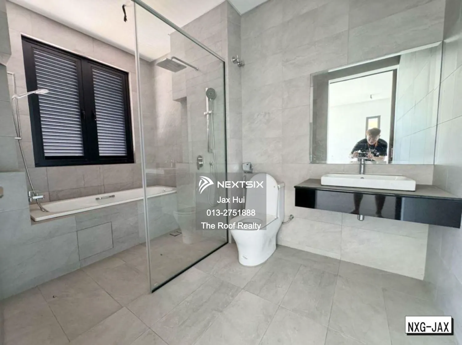 Semi-detached House For Sale in Bandar Bukit Raja Selangor - Image 13