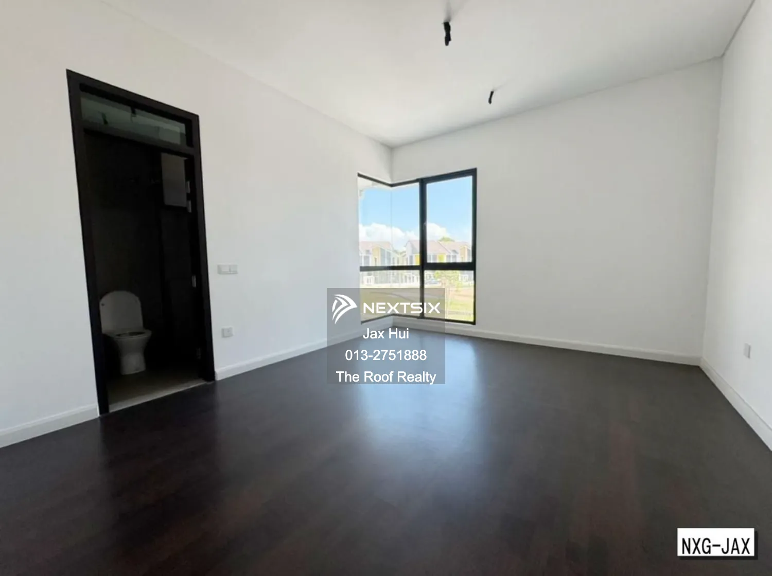 Semi-detached House For Sale in Bandar Bukit Raja Selangor - Image 9