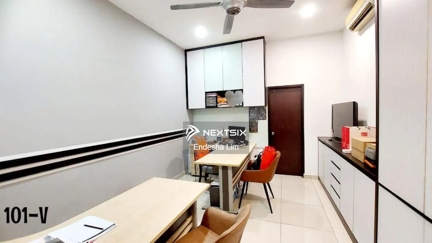 Semi-detached House For Sale in Klang Selangor - Image 6