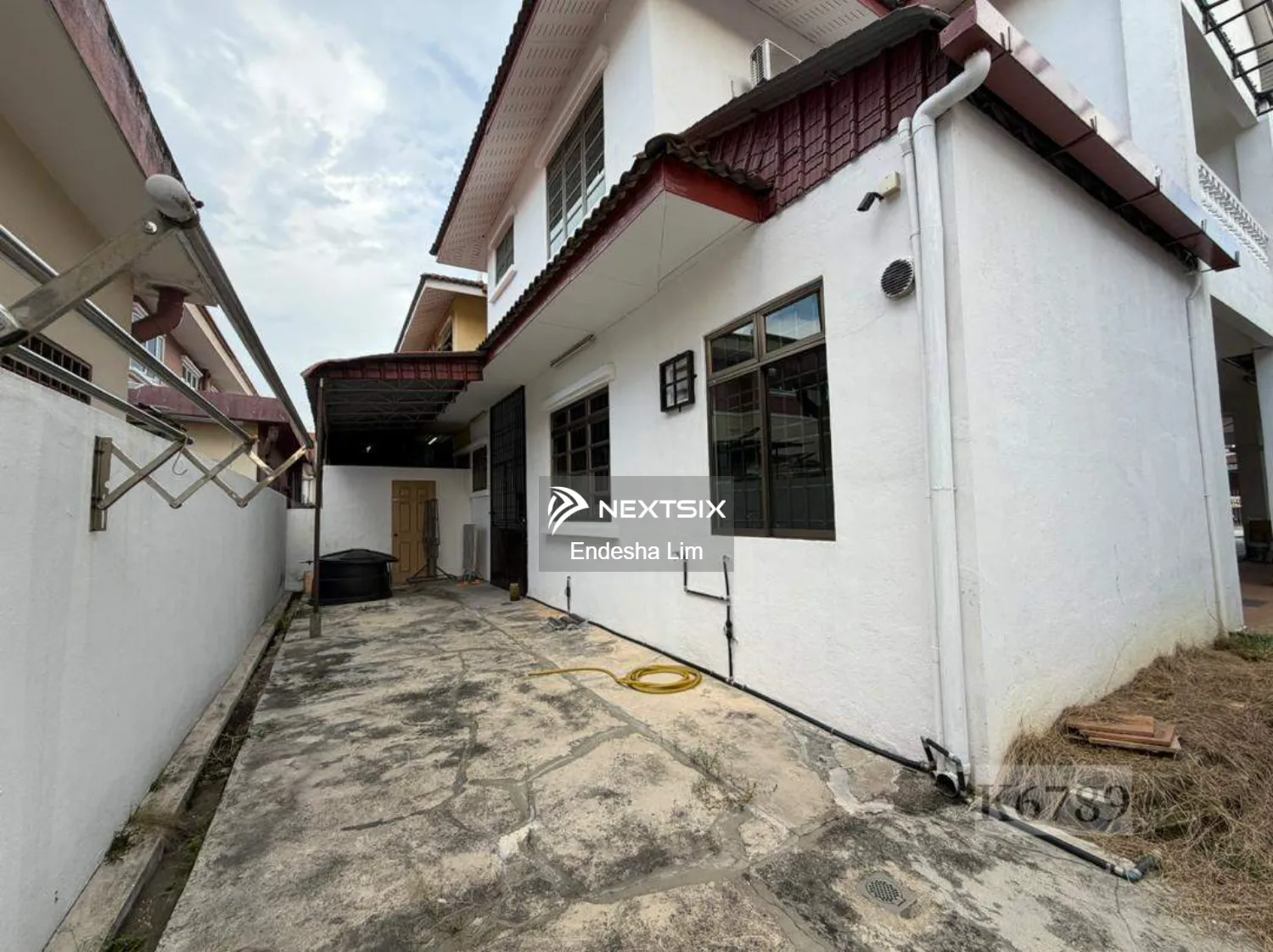 Semi-detached House For Sale in Klang Selangor - Image 11