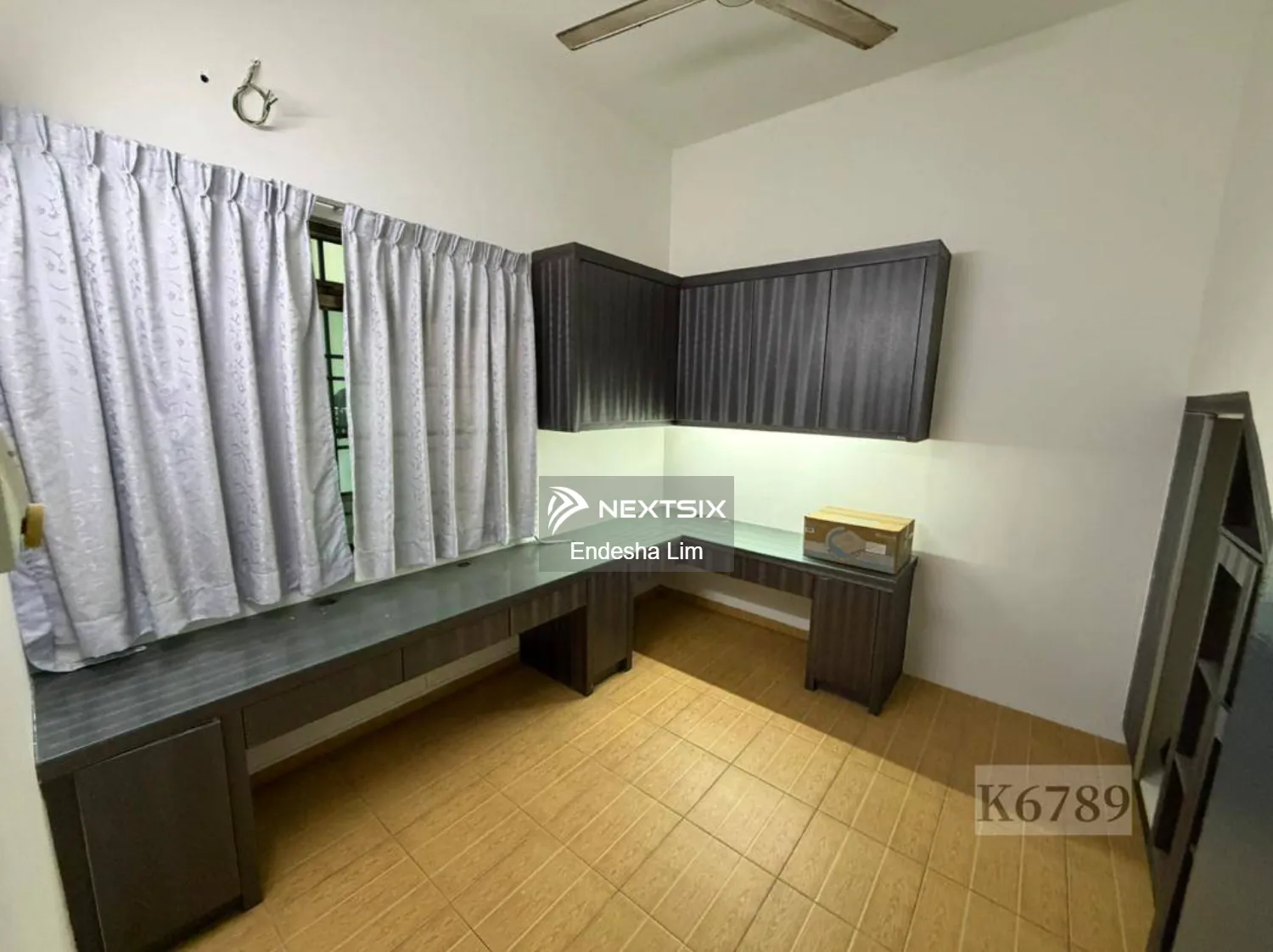 Semi-detached House For Sale in Klang Selangor - Image 5