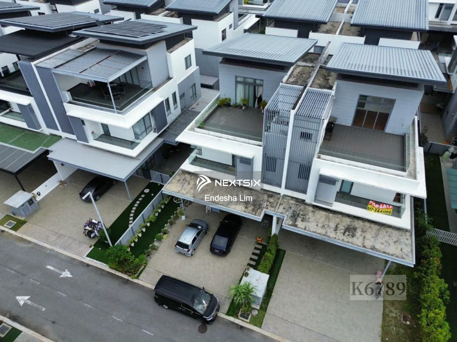 Semi-detached House For Sale in Kota Kemuning Selangor