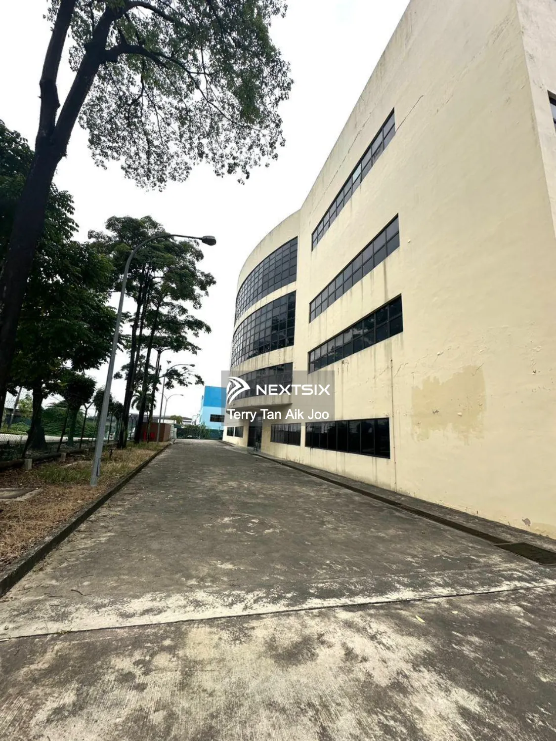 Detached Factory For Rent in Tampoi Johor - Image 11
