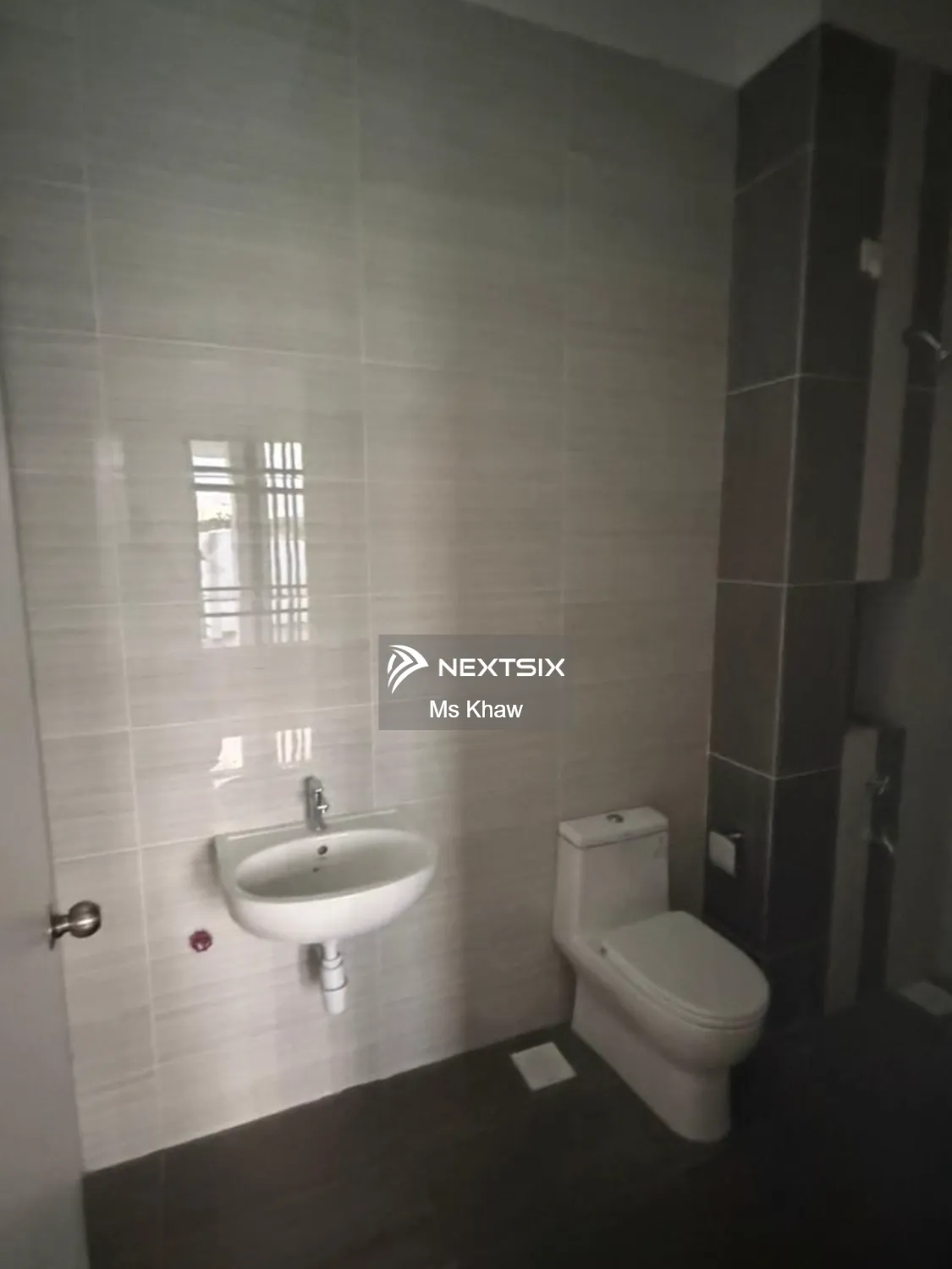 Semi-detached House For Sale in Kulai Johor - Image 6