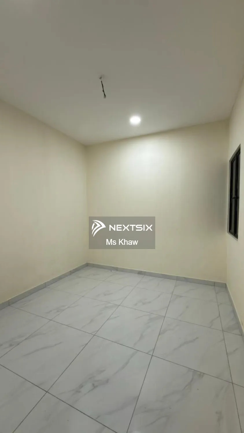 1-sty Terrace/Link House For Sale in Kulai Johor - Image 5