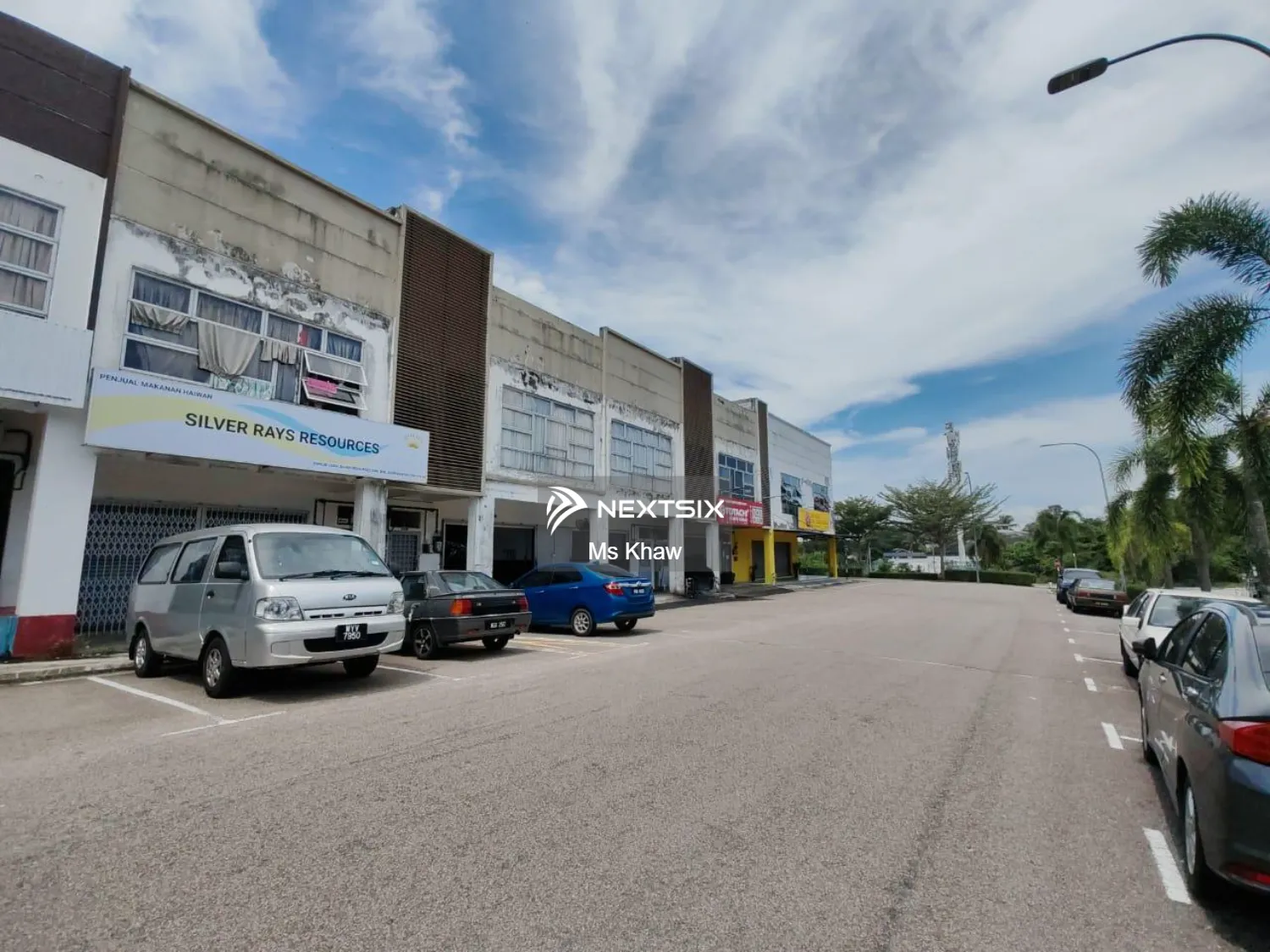Shop For Sale in Ulu Tiram Johor