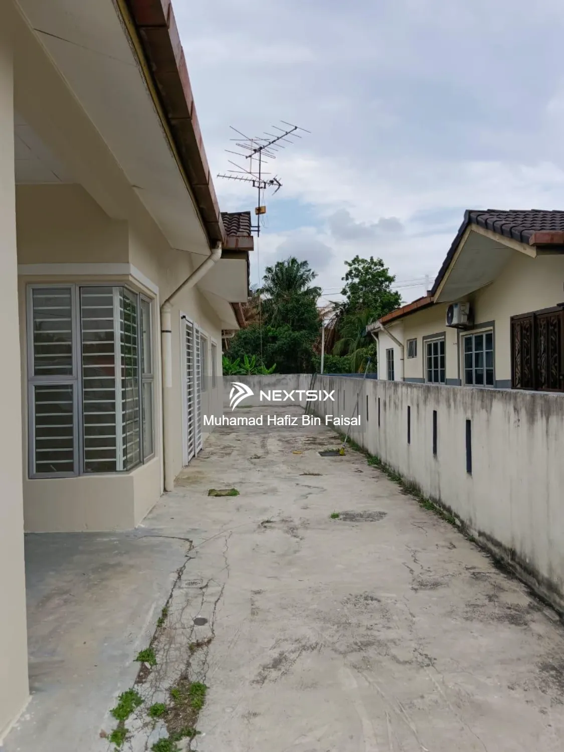 Semi-detached House For Sale in Klang Selangor - Image 5