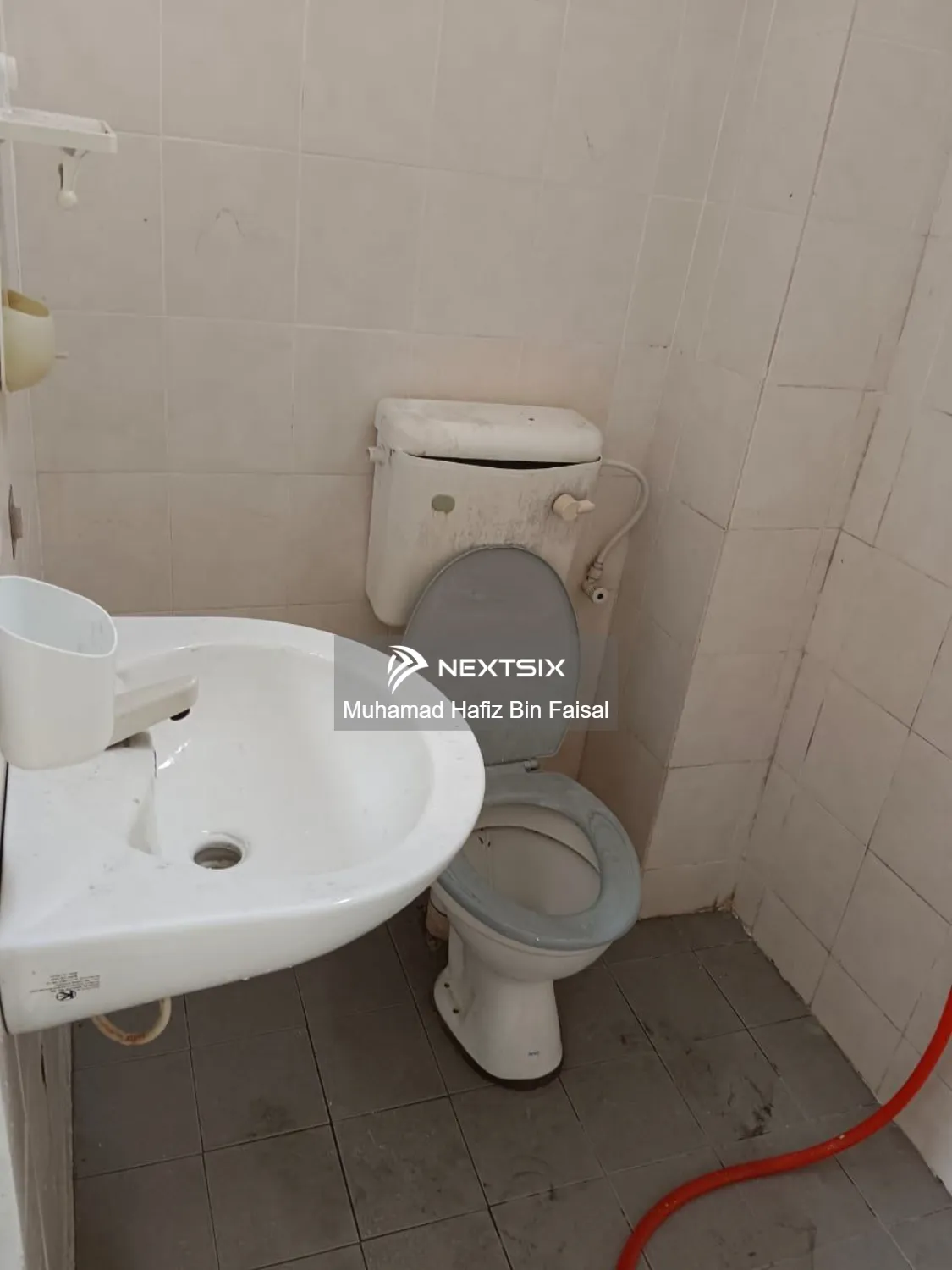 Semi-detached House For Sale in Klang Selangor - Image 9