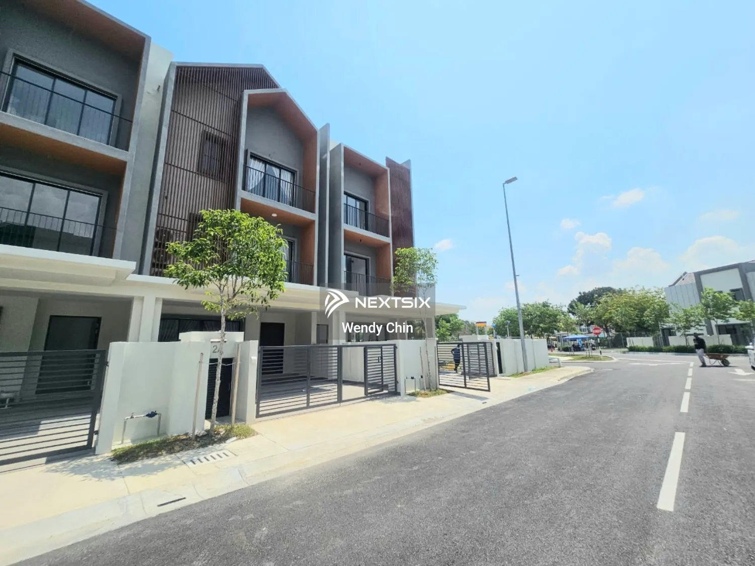 3-sty Terrace/Link House For Sale in Puchong Selangor - Image 11