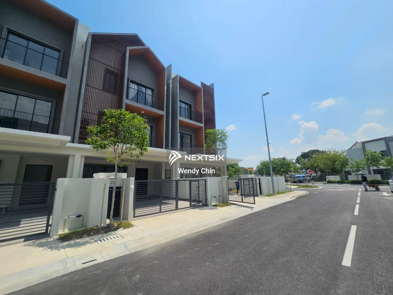 3-sty Terrace/Link House For Sale in Puchong Selangor - Image 7