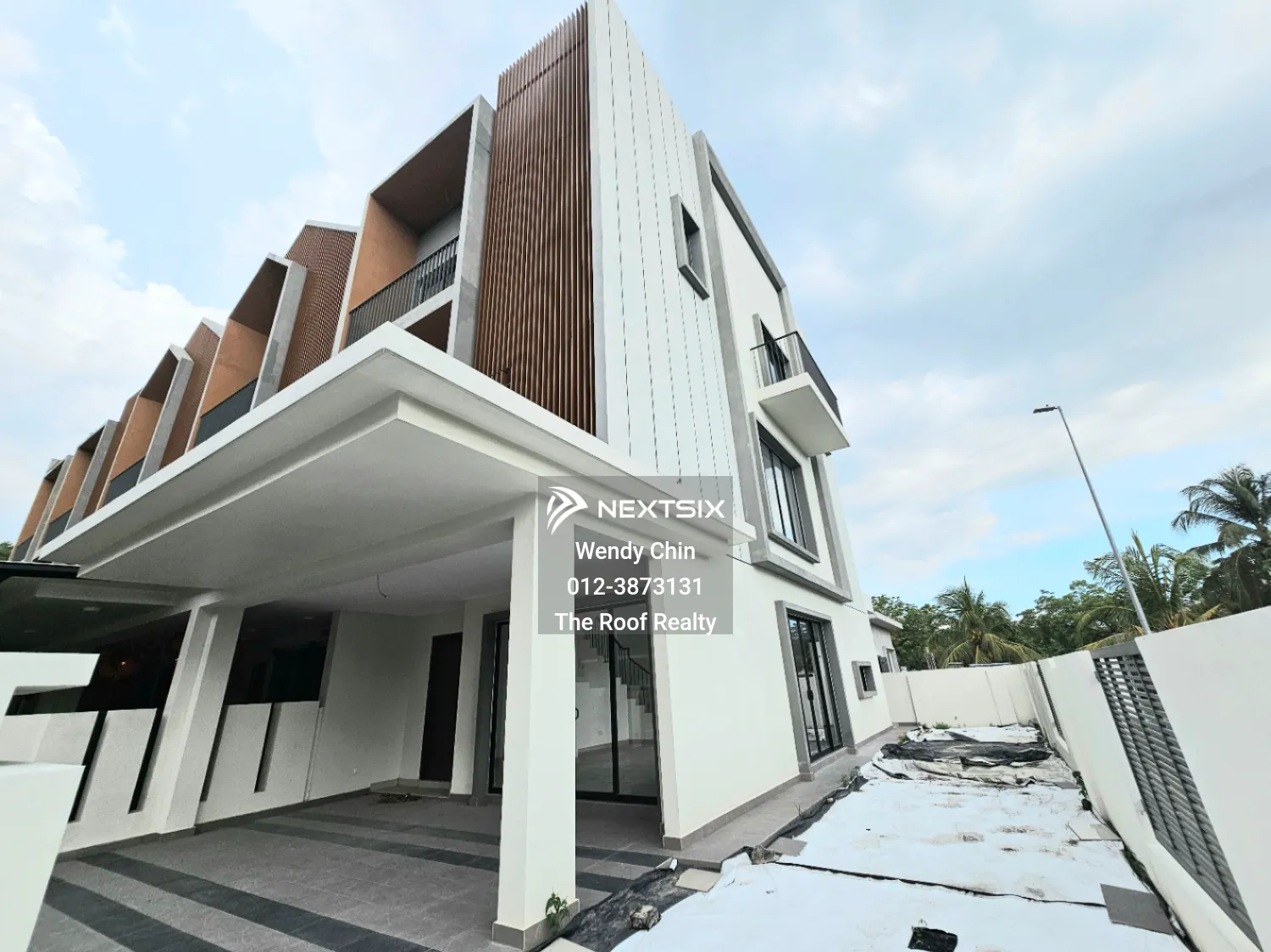 3-sty Terrace/Link House For Sale in Puchong Selangor - Image 4