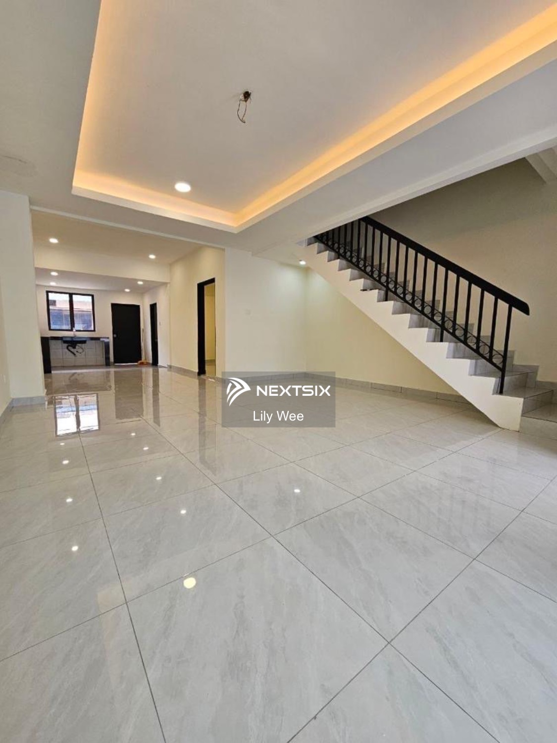 2-sty Terrace/Link House For Sale in Ayer Baloi Johor - Image 2