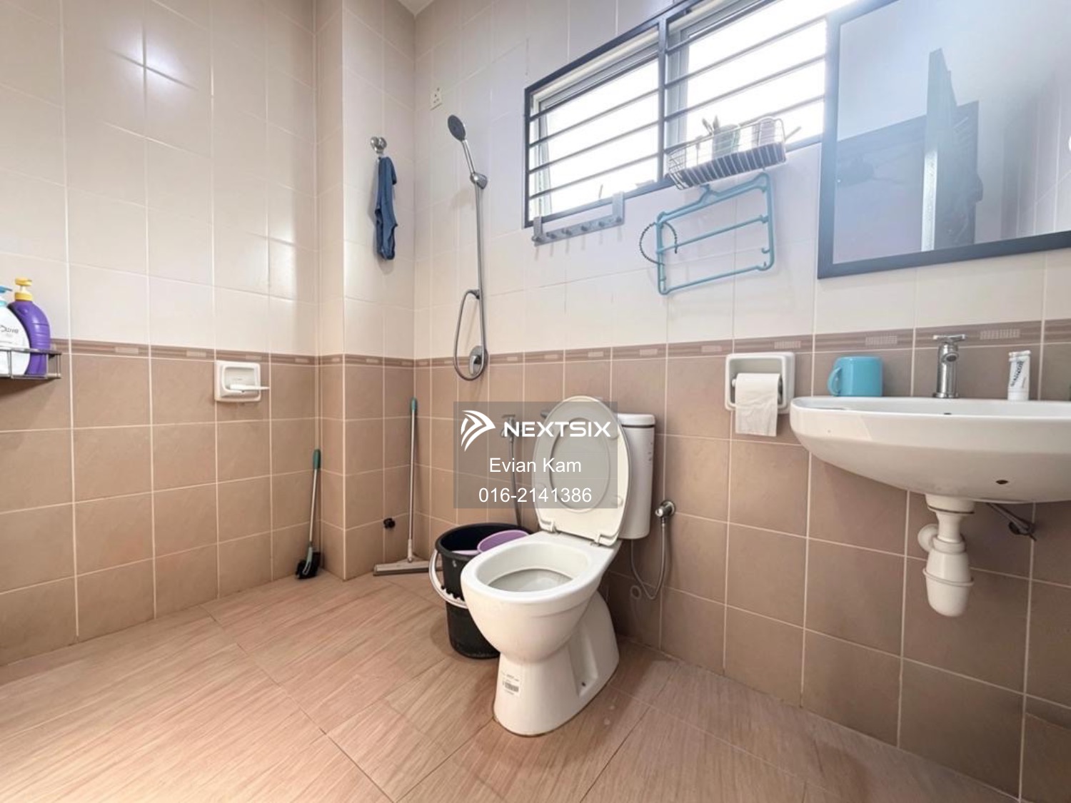 Semi-detached House For Sale in Klang Selangor - Image 5