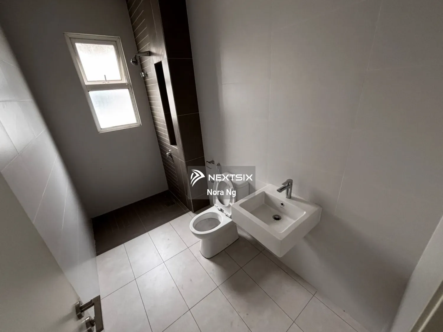 Bungalow For Sale in Klang Selangor - Image 8