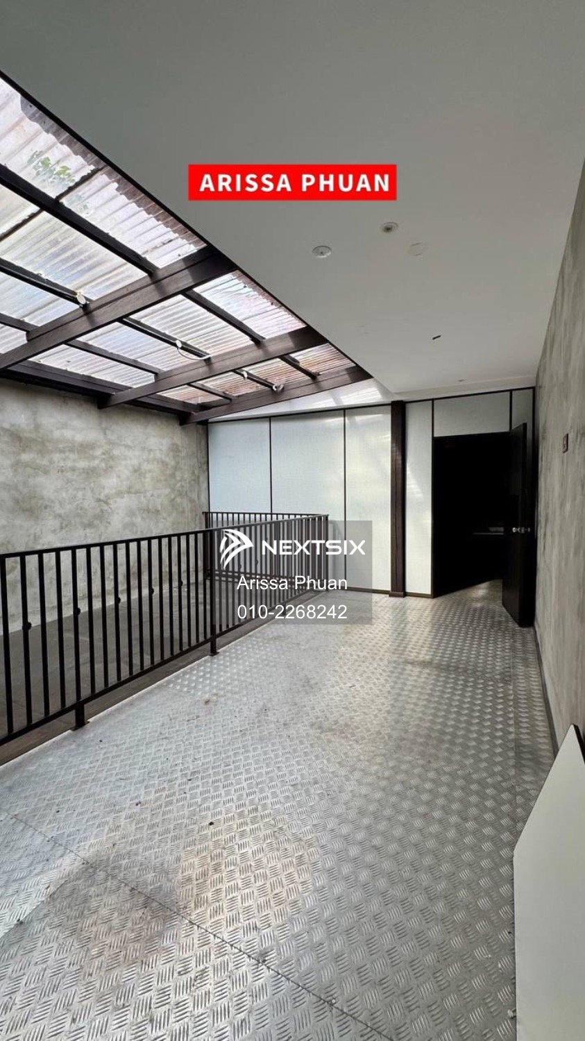 Shop For Rent in Georgetown Penang - Image 9