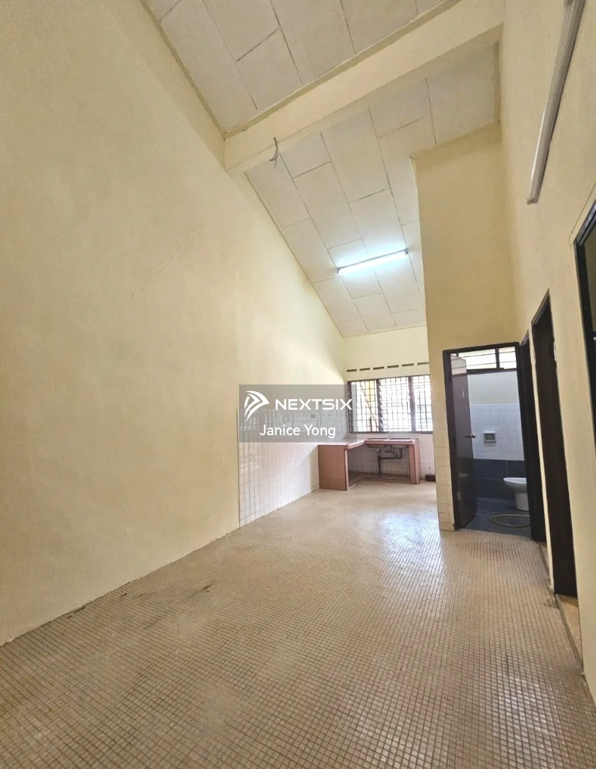 1-sty Terrace/Link House For Rent in Perling Johor - Image 4