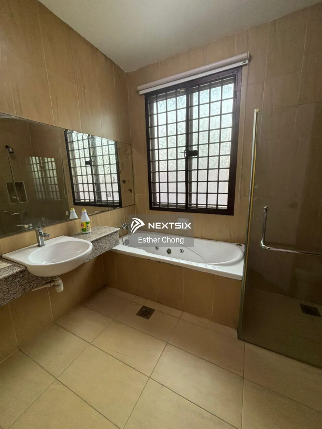Semi-detached House For Sale in Ayer Baloi Johor - Image 9