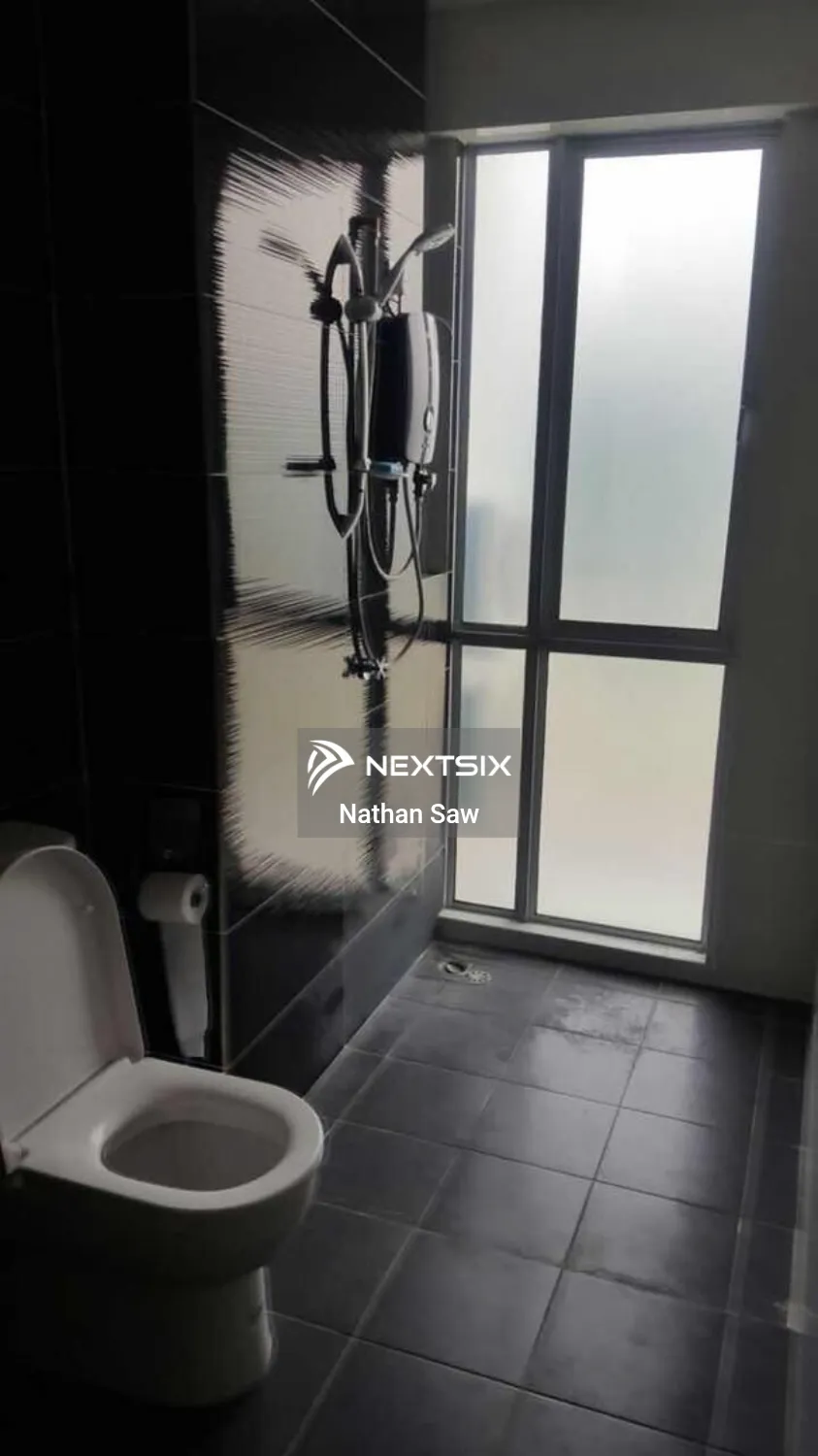 Condominium For Sale in Teluk Kumbar Penang - Image 10