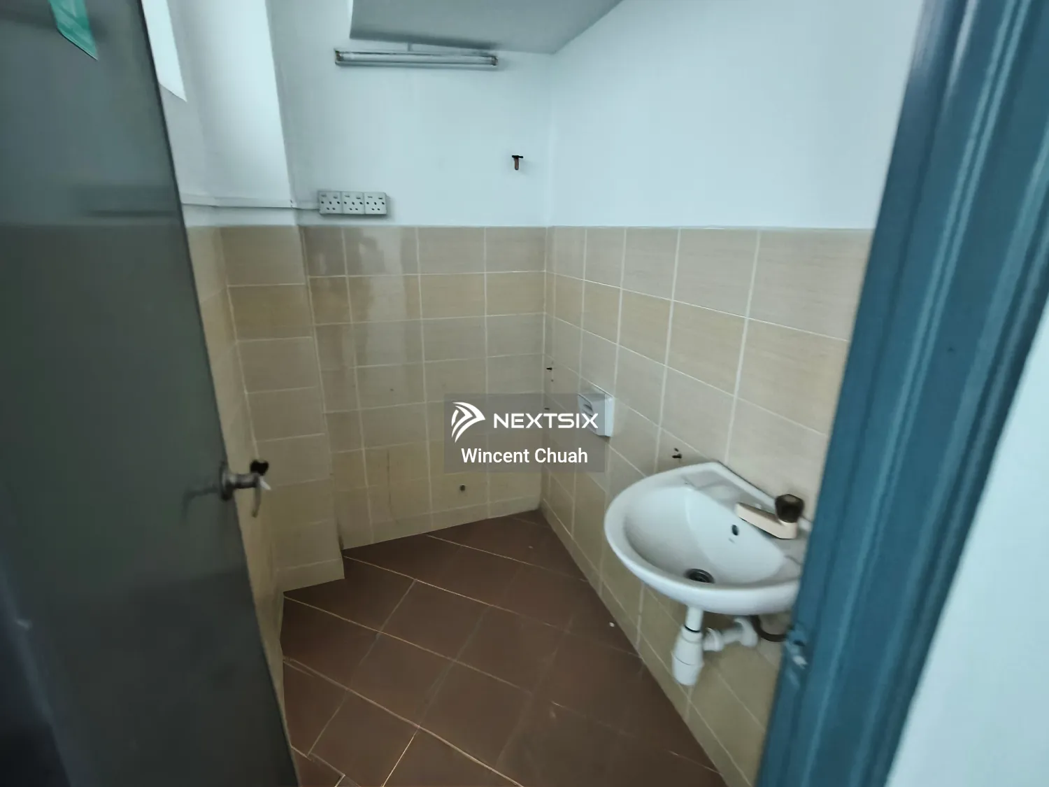 Shop Office For Rent in Ampang Wilayah Persekutuan Kuala Lumpur - Image 6