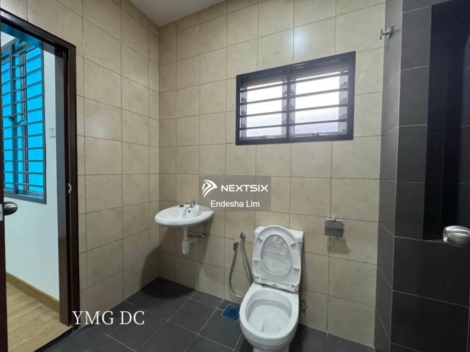 2-sty Terrace/Link House For Sale in Bandar Bukit Tinggi Selangor - Image 9