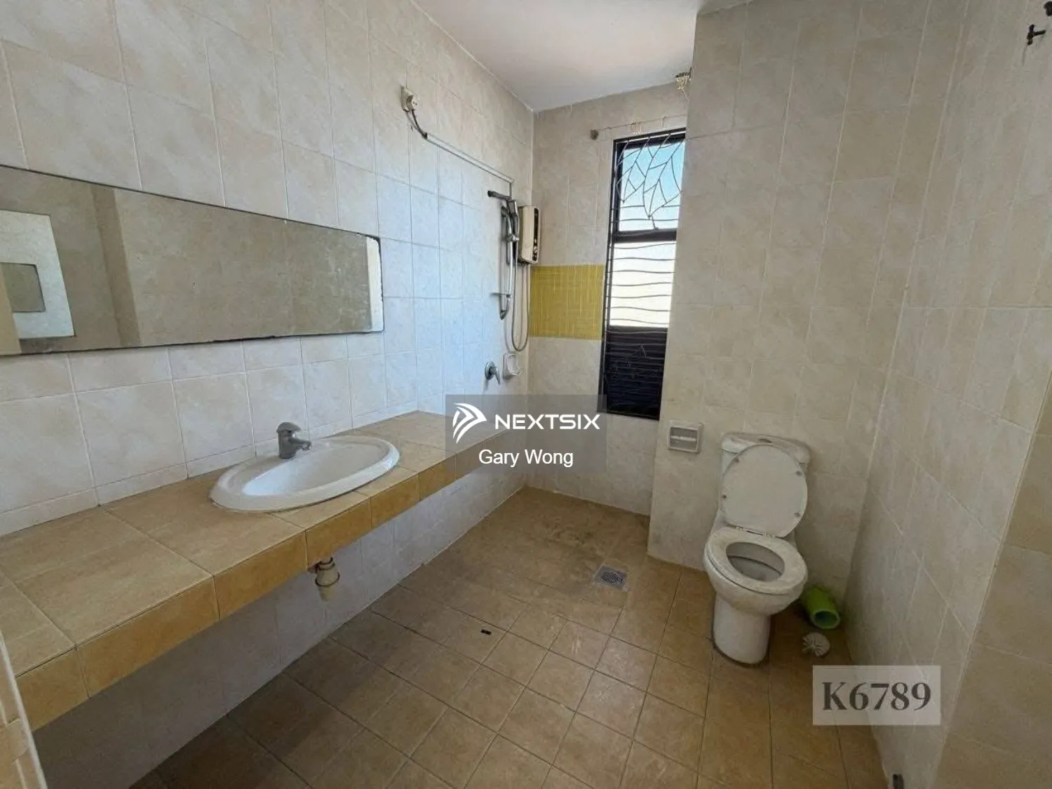2-sty Terrace/Link House For Sale in Bandar Bukit Tinggi Selangor - Image 11
