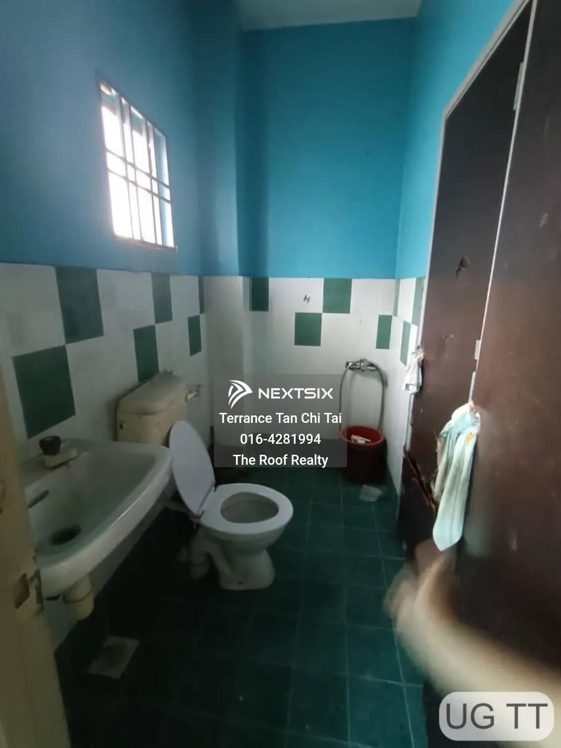 Semi-detached House For Sale in Klang Selangor - Image 9
