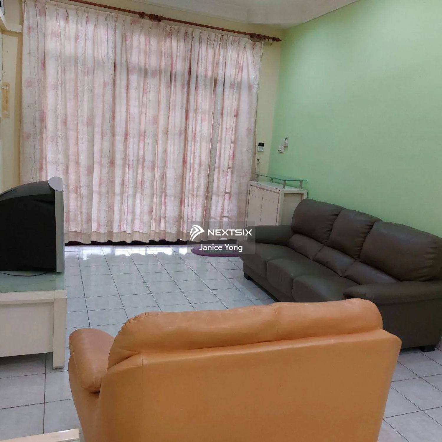1-sty Terrace/Link House For Sale in Ulu Tiram Johor - Image 4