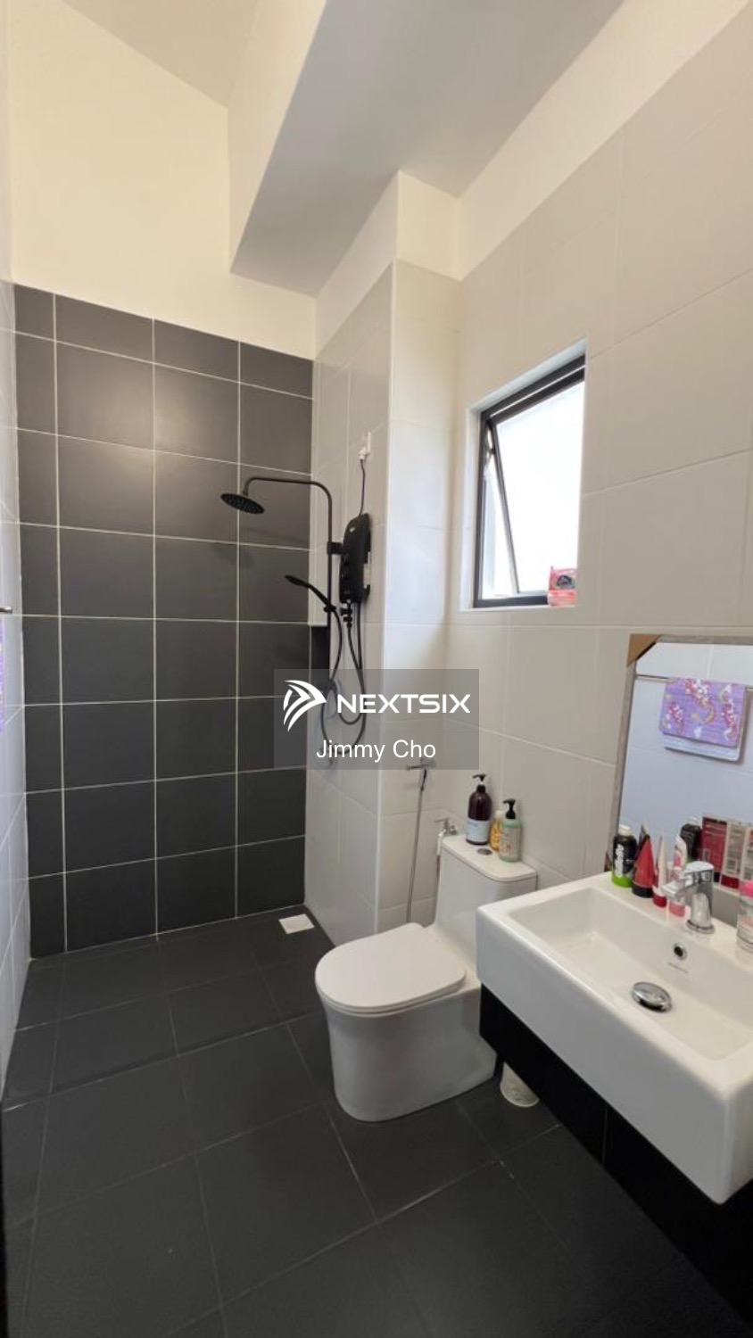 Semi-detached House For Sale in Johor Bahru Johor - Image 10