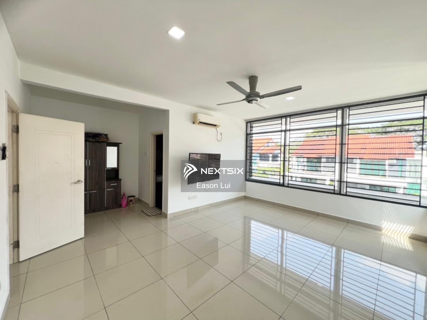 Semi-detached House For Sale in Tebrau Johor - Image 9
