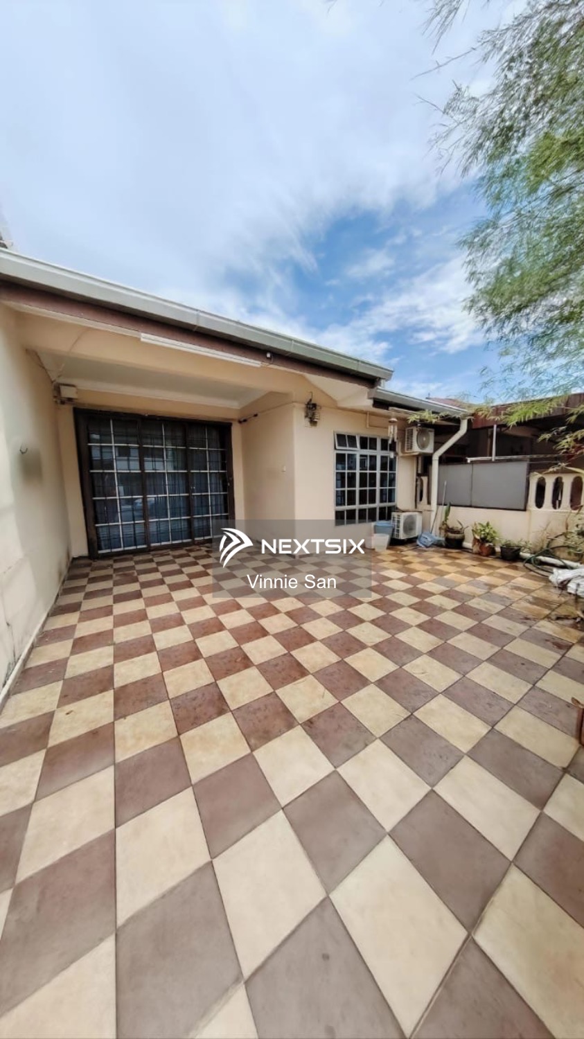 1-sty Terrace/Link House For Sale in Pekan Nanas Johor