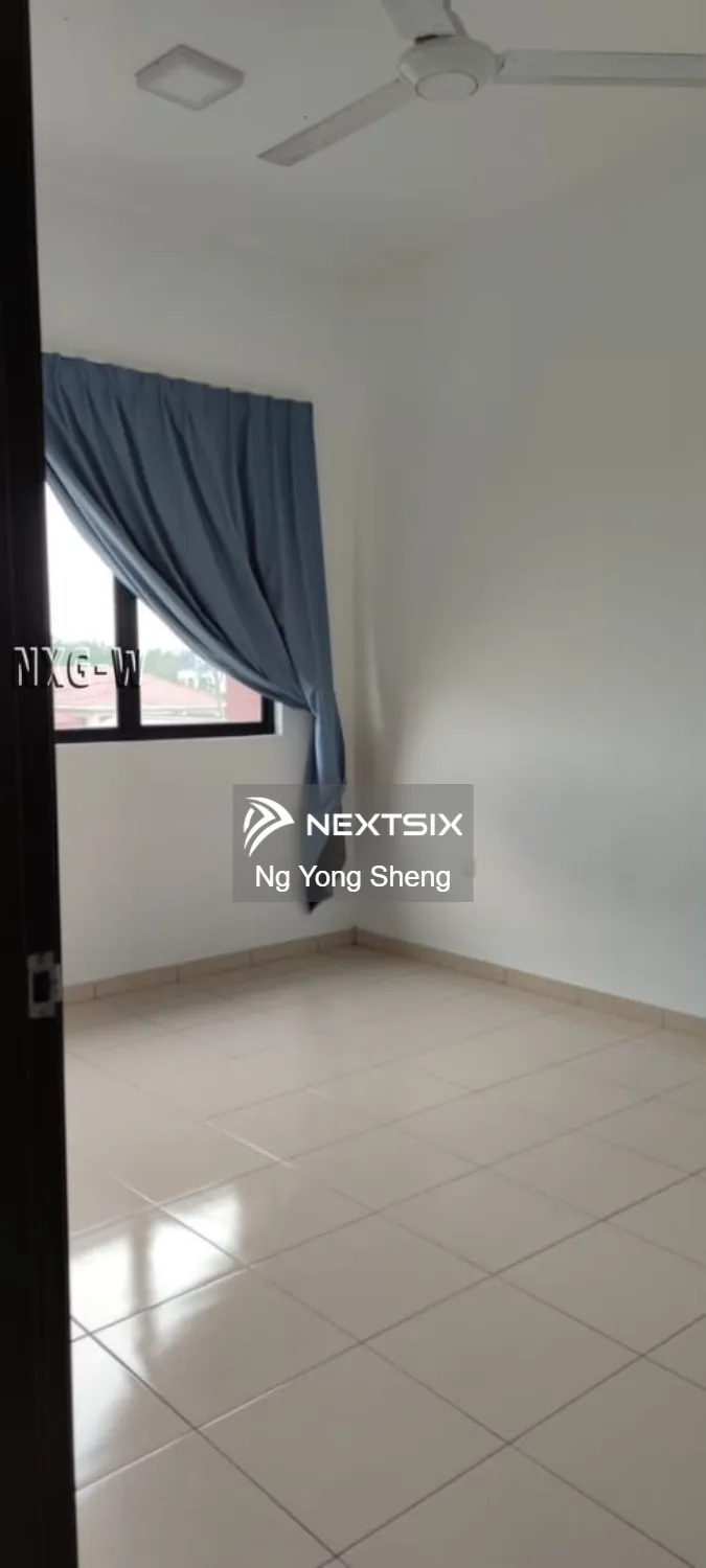 3-sty Terrace/Link House For Sale in Puchong Selangor - Image 8