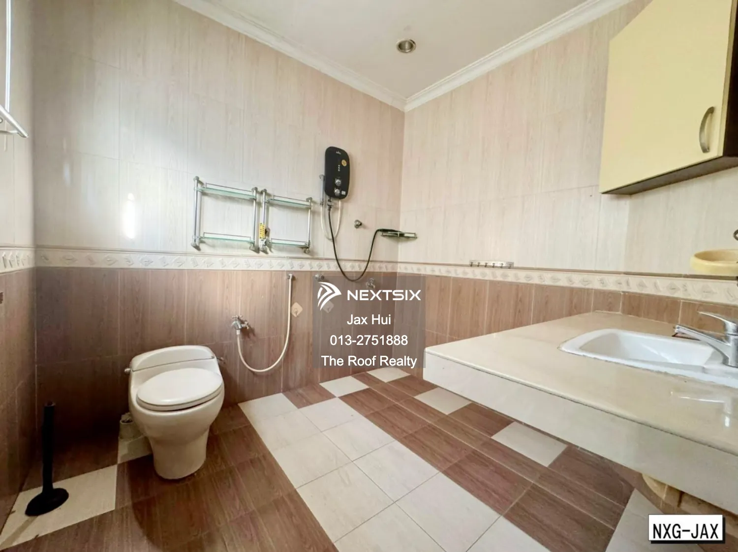 2-sty Terrace/Link House For Sale in Bandar Botanic Selangor - Image 9
