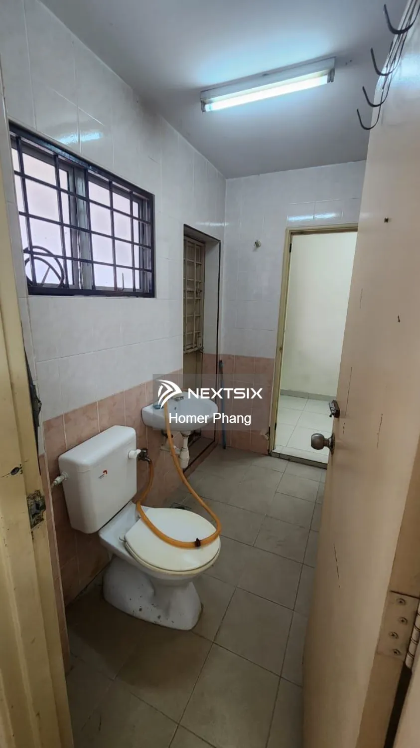 2.5-sty Terrace/Link House For Sale in Serdang Selangor - Image 10