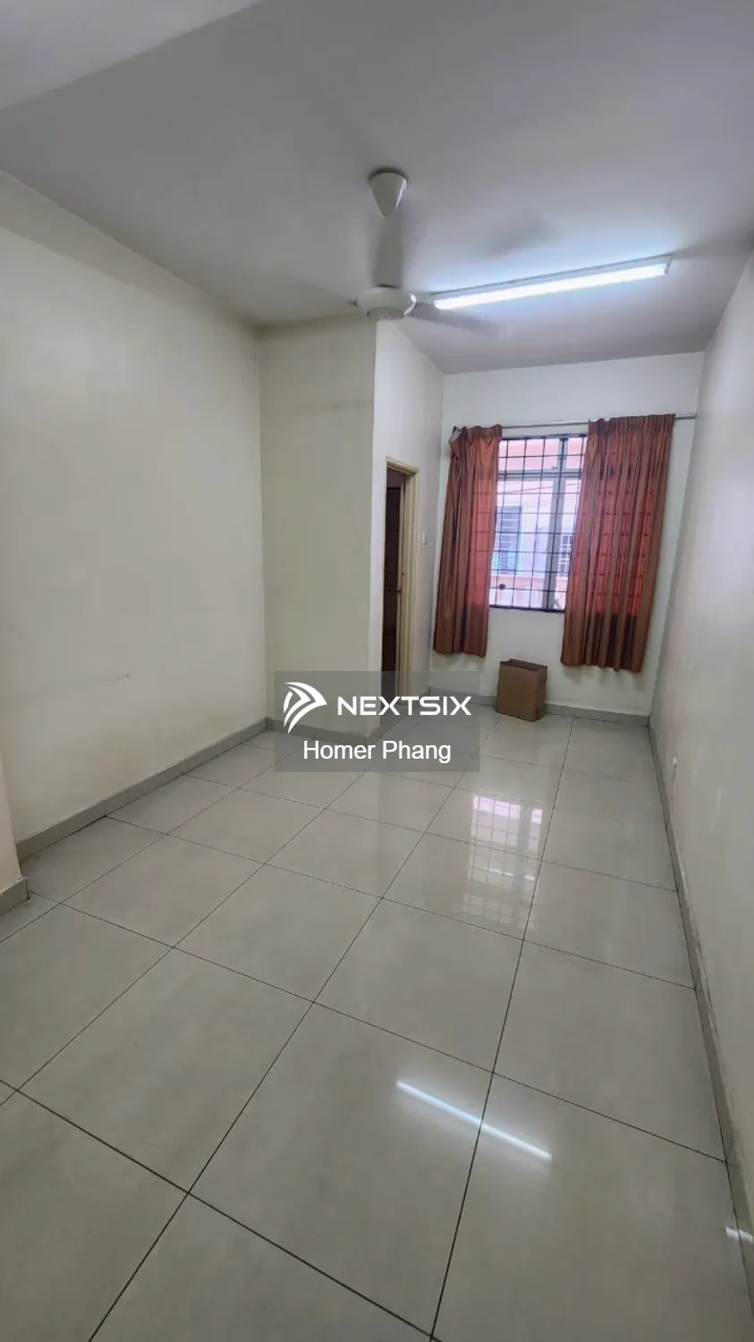 2.5-sty Terrace/Link House For Sale in Serdang Selangor - Image 7