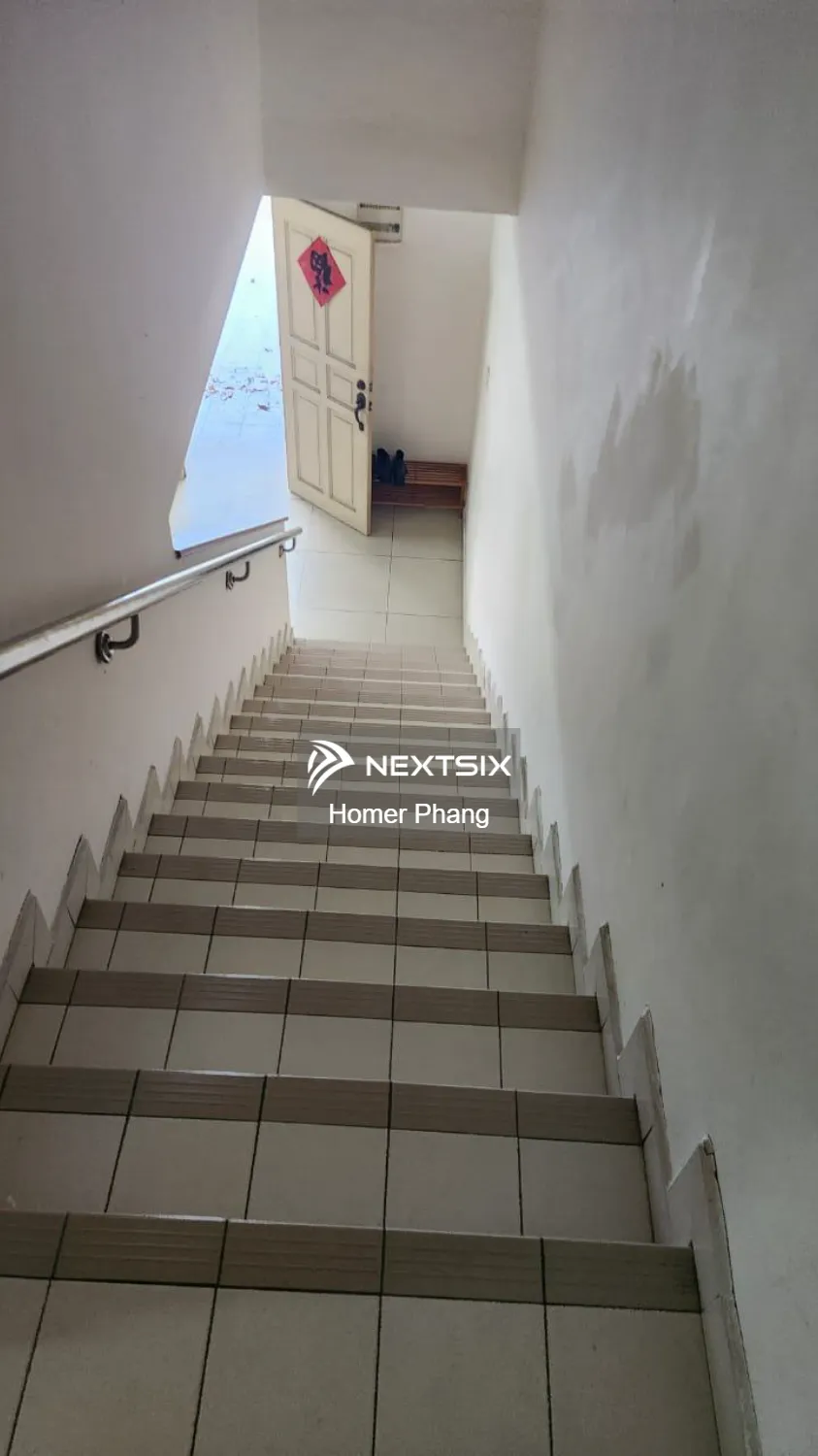 2.5-sty Terrace/Link House For Sale in Serdang Selangor - Image 9