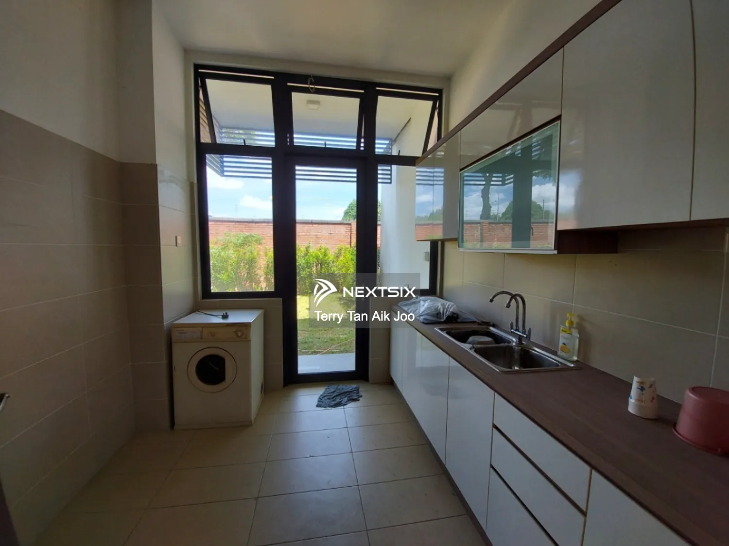 Semi-detached House For Sale in Permas Jaya Johor - Image 19
