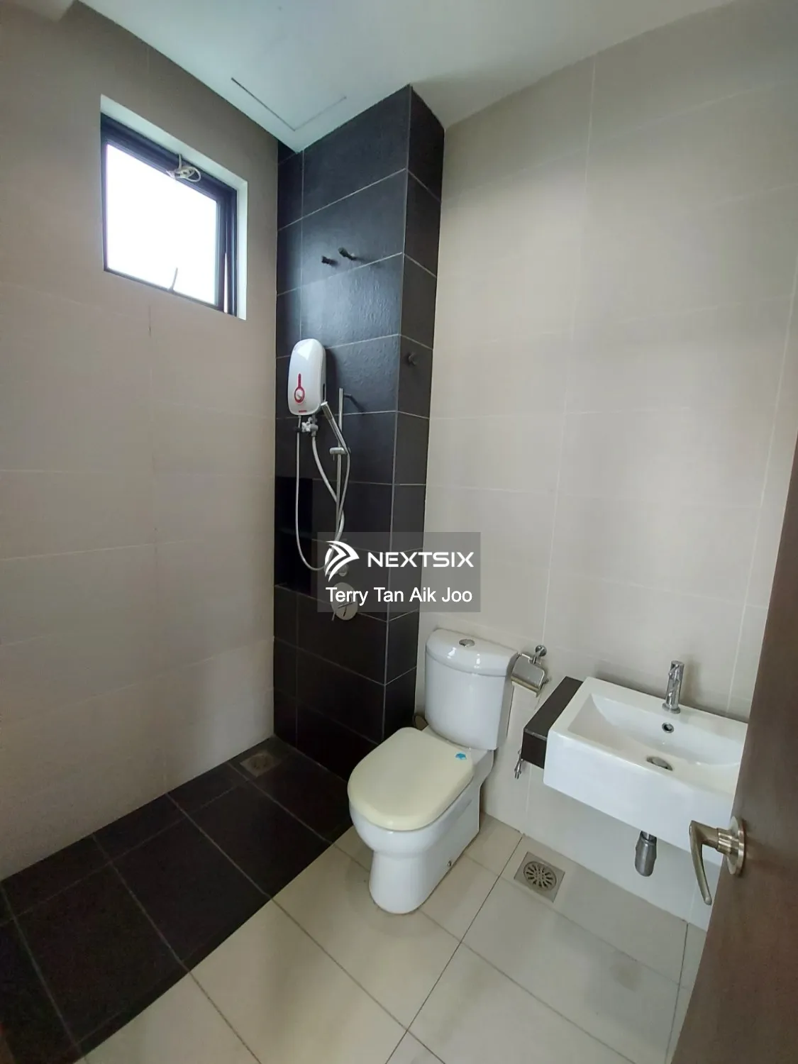 Semi-detached House For Sale in Permas Jaya Johor - Image 21