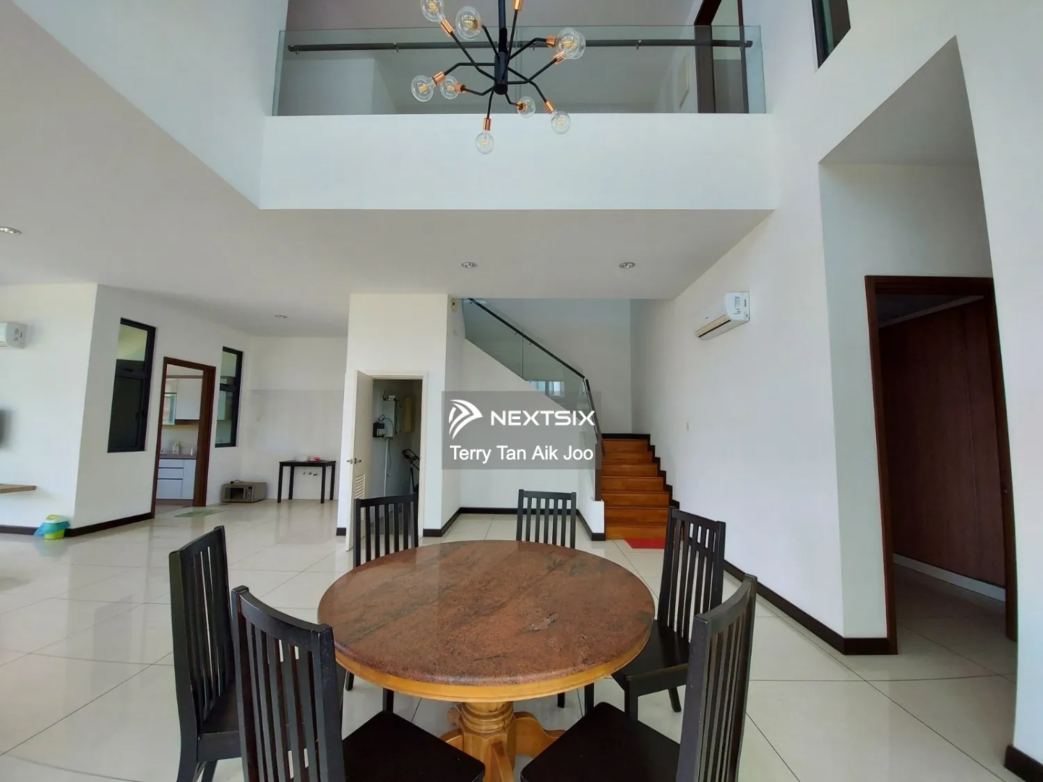 Semi-detached House For Sale in Permas Jaya Johor - Image 4