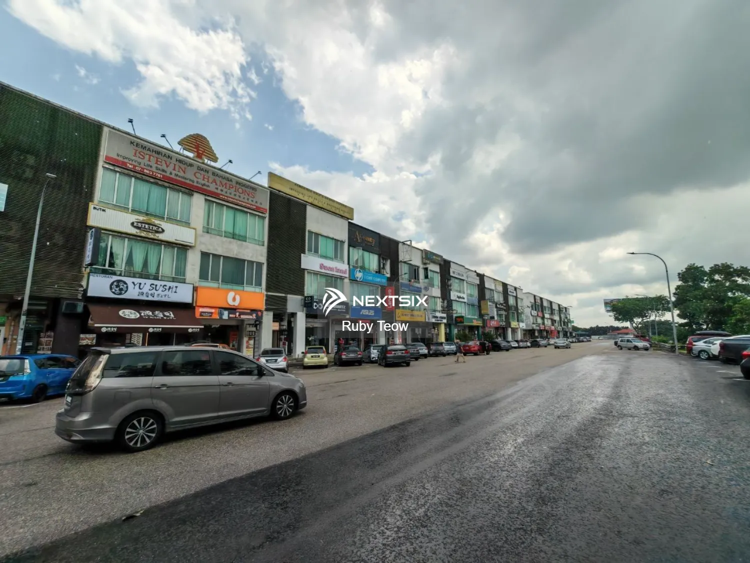 Shop For Sale in Ulu Tiram Johor