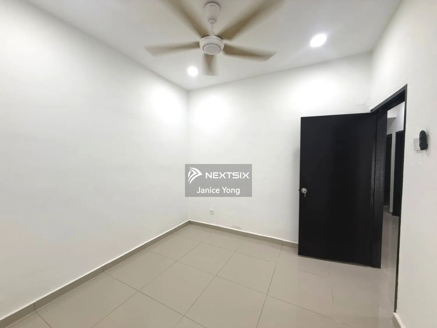 1-sty Terrace/Link House For Sale in Ulu Tiram Johor - Image 5