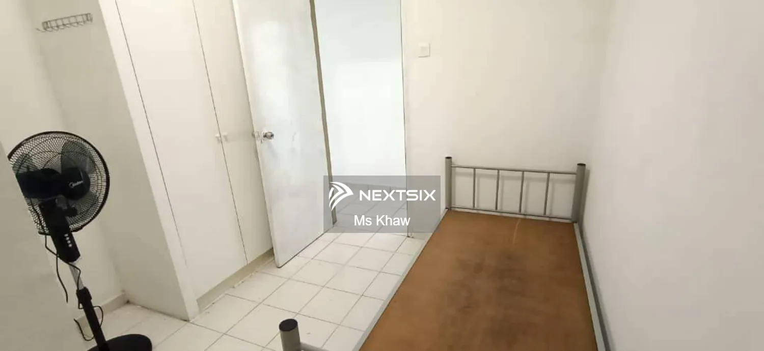 Serviced Residence For Sale in Gelang Patah Johor - Image 4