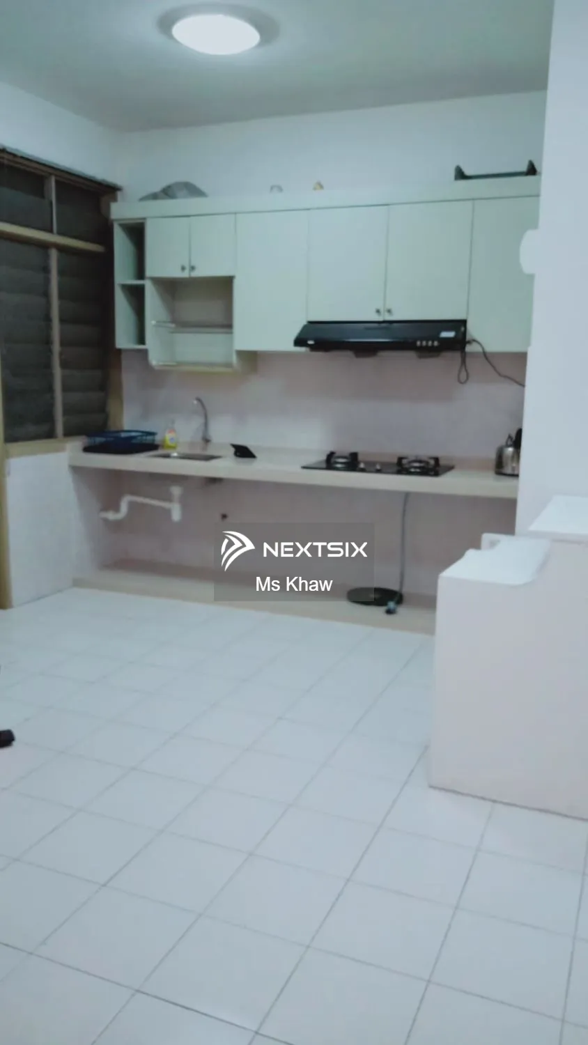 Serviced Residence For Sale in Gelang Patah Johor - Image 8