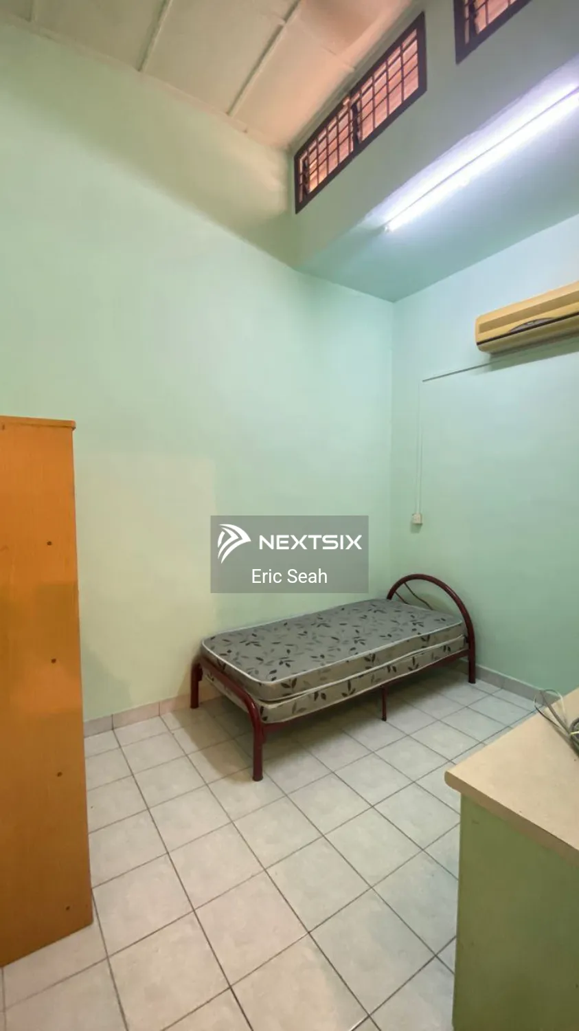 1-sty Terrace/Link House For Rent in Ulu Tiram Johor - Image 8