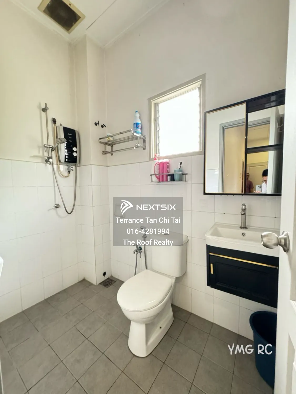 2-sty Terrace/Link House For Rent in Bandar Botanic Selangor - Image 3