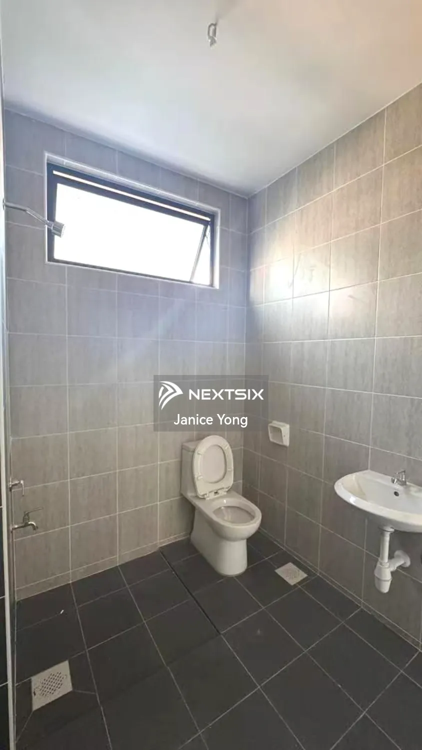 2-sty Terrace/Link House For Sale in Johor Bahru Johor - Image 9