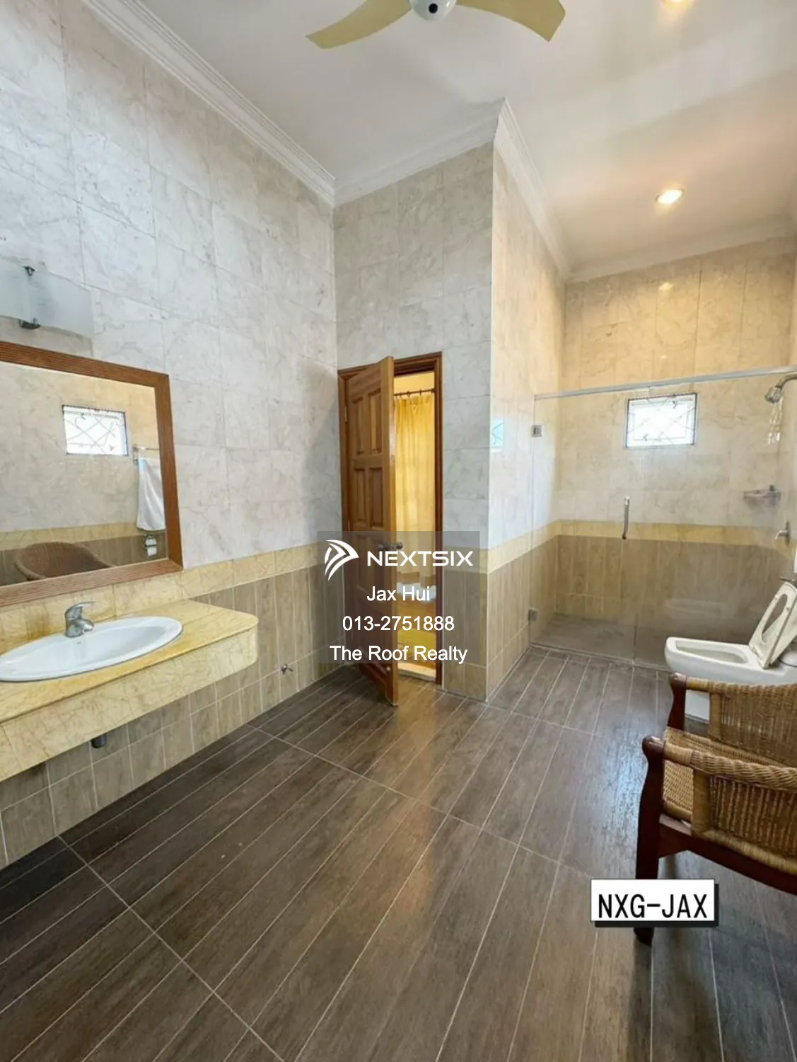 Bungalow For Sale in Klang Selangor - Image 11