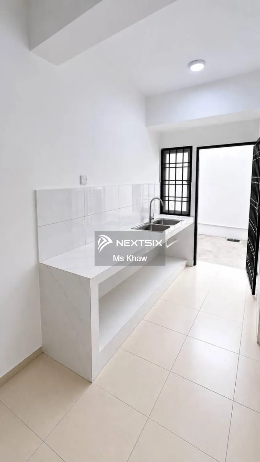 2-sty Terrace/Link House For Sale in Johor Bahru Johor - Image 8