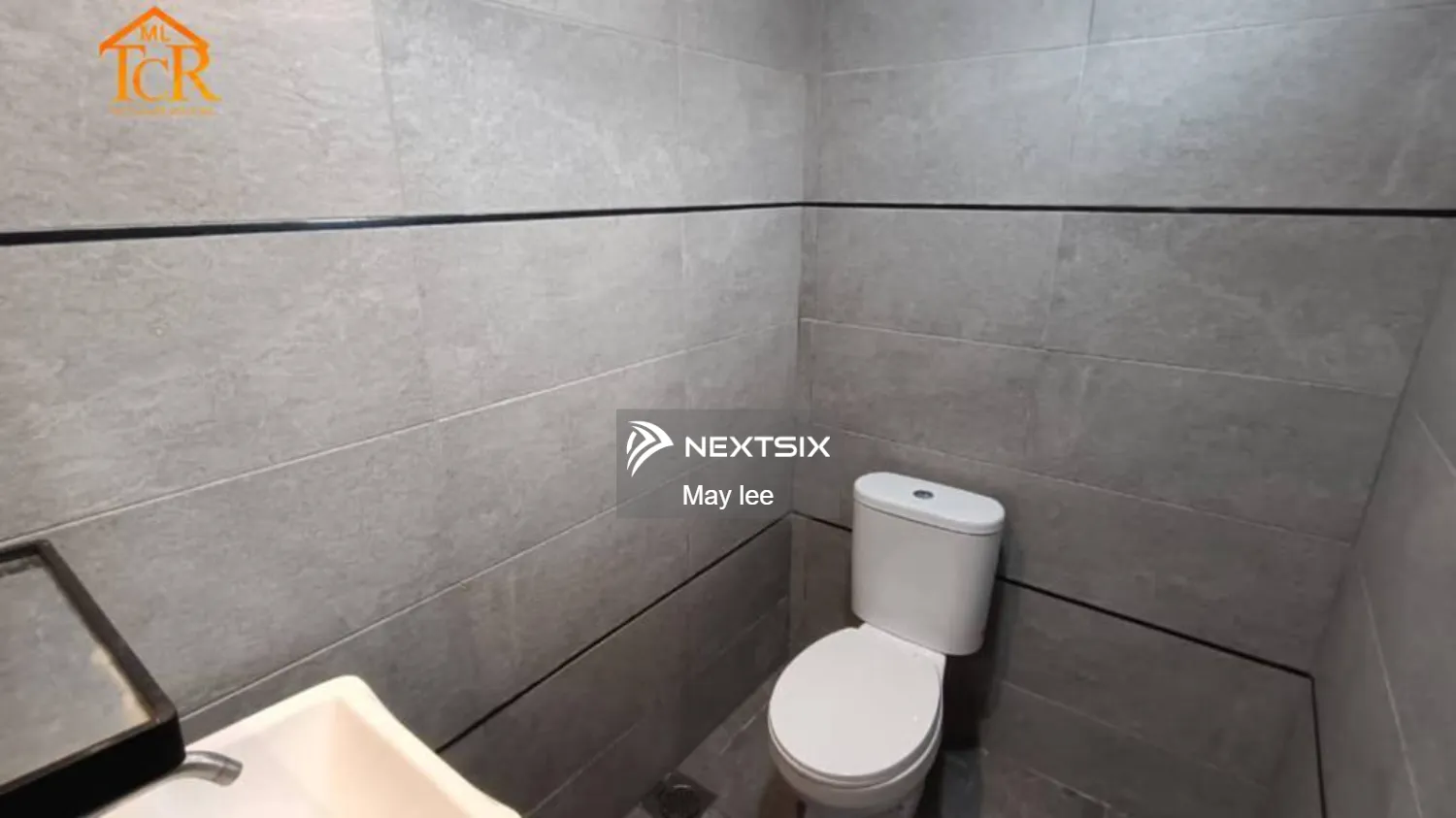 1-sty Terrace/Link House For Sale in Bandar Bukit Tinggi Selangor - Image 11